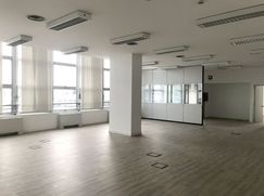 Ufficio in Commerciale