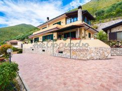 Villa in Residenziale