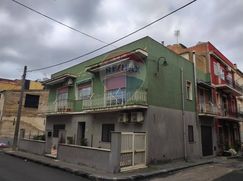Casa Bi/Trifamiliare in Residenziale