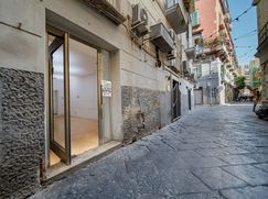 Negozio/Locale commerciale in Commerciale