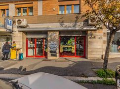 Negozio/Locale commerciale in Commerciale