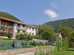 Casa Bi/Trifamiliare in Residenziale
