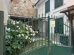 Casa Bi/Trifamiliare in Residenziale