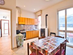 Casa Bi/Trifamiliare in Residenziale