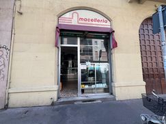 Attività/Licenza (con o senza mura) in Commerciale