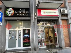 Negozio/Locale commerciale in Commerciale