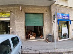 Negozio/Locale commerciale in Commerciale