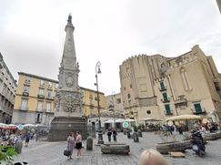 Attività/Licenza (con o senza mura) in Commerciale
