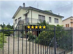 Villa in Residenziale