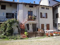 Casa Bi/Trifamiliare in Residenziale
