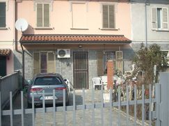 Casa Bi/Trifamiliare in Residenziale
