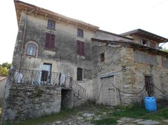 Casa Bi/Trifamiliare in Residenziale
