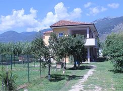 Casa Bi/Trifamiliare in Residenziale