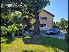 Casa Bi/Trifamiliare in Residenziale