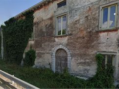 Edificio in Residenziale