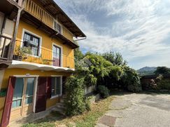 Casa Bi/Trifamiliare in Residenziale