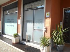 Negozio/Locale commerciale in Commerciale