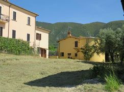 Casa Bi/Trifamiliare in Residenziale