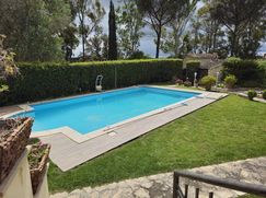 Casa Bi/Trifamiliare in Residenziale