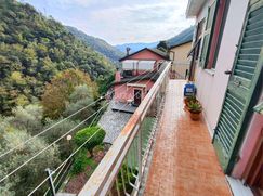 Casa Bi/Trifamiliare in Residenziale
