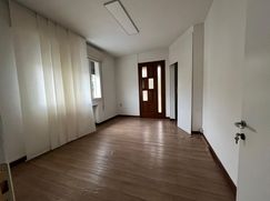 Ufficio in Commerciale
