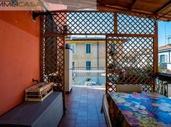 Casa Bi/Trifamiliare in Residenziale