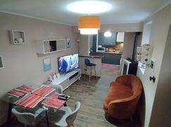 Casa Bi/Trifamiliare in Residenziale