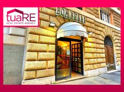Negozio/Locale commerciale in Commerciale