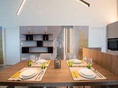 Casa Bi/Trifamiliare in Residenziale