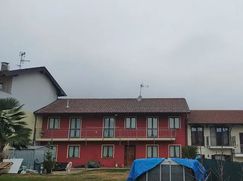 Casa Bi/Trifamiliare in Residenziale