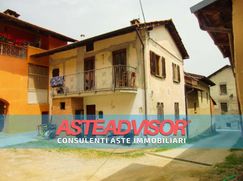 Casa Bi/Trifamiliare in Residenziale