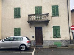 Casa Bi/Trifamiliare in Residenziale