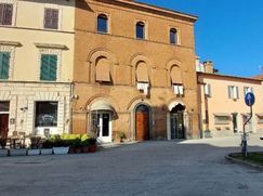Negozio/Locale commerciale in Commerciale