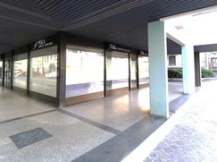 Negozio/Locale commerciale in Commerciale