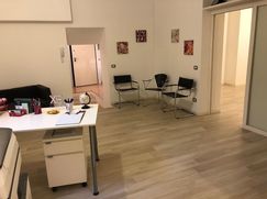 Ufficio in Commerciale