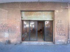 Negozio/Locale commerciale in Commerciale