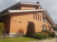 Casa Bi/Trifamiliare in Residenziale