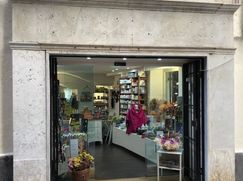 Negozio/Locale commerciale in Commerciale