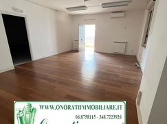 Capannone in Commerciale