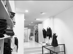 Negozio/Locale commerciale in Commerciale