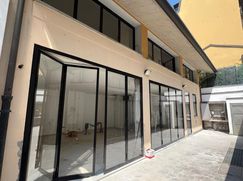 Negozio/Locale commerciale in Commerciale