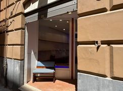 Negozio/Locale commerciale in Commerciale