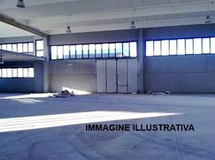 Capannone in Commerciale
