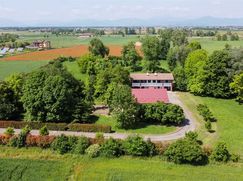 Casa Bi/Trifamiliare in Residenziale