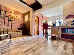 Casa Bi/Trifamiliare in Residenziale