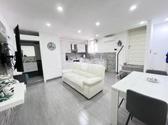 Casa Bi/Trifamiliare in Residenziale