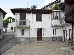 Casa Bi/Trifamiliare in Residenziale