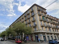 Attività/Licenza (con o senza mura) in Commerciale