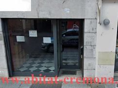 Negozio/Locale commerciale in Commerciale