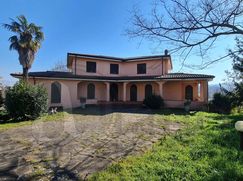 Villa in Residenziale